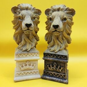 2 Wild Animals of Africa Lions King Chess Replacement Pieces Lot Ben Homer 2002